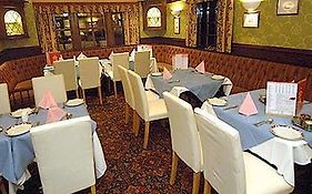 Fabhotel Polovictory Palace
